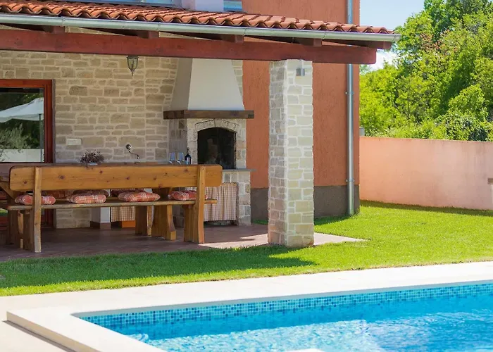 Prisedi Villa Rakalj