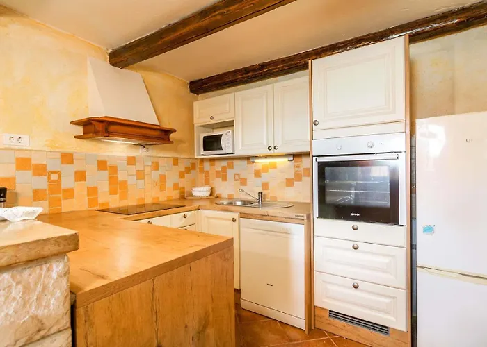 Prisedi Villa Rakalj