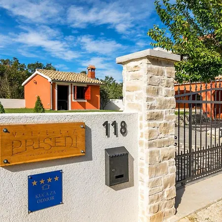 Villa Prisedi