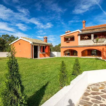 Villa Prisedi *
